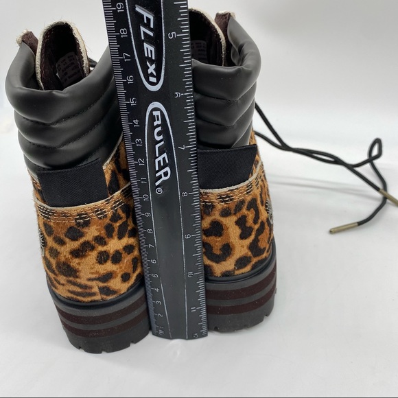 Timberland Women's London Square animal print Lace-Up Winter Boots size 6.5 New - Picture 4 of 8